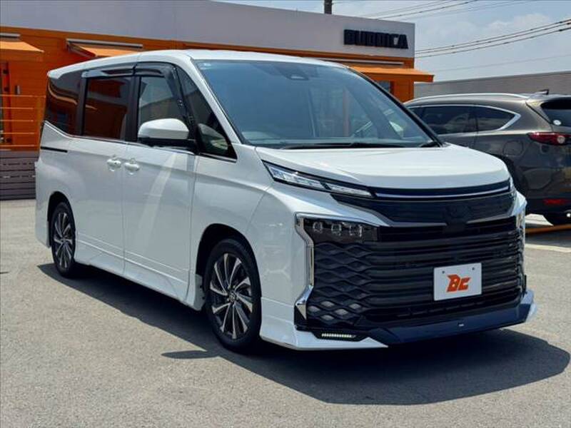 2025 TOYOTA VOXY for sale - photo 9
