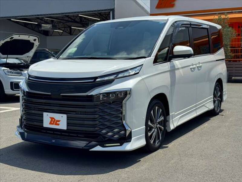 2025 TOYOTA VOXY for sale - photo 11