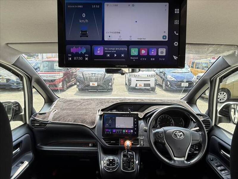 2014 TOYOTA NOAH for sale - photo 3