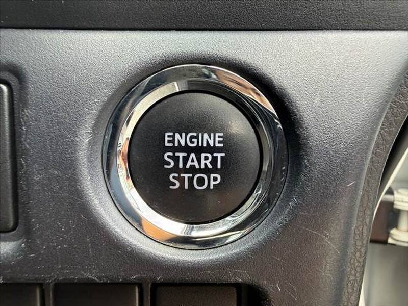 2014 TOYOTA NOAH for sale - more photos
