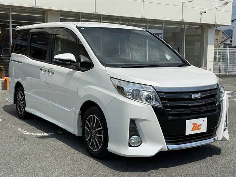 2014 TOYOTA NOAH for sale - photo 11