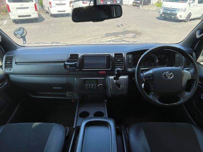 2018 TOYOTA HIACE VAN for sale - photo 4