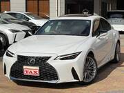 2023 LEXUS IS