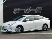 2017 TOYOTA PRIUS
