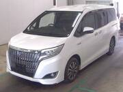 2017 TOYOTA ESQUIRE
