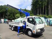 2010 HINO DUTRO