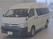 2011 TOYOTA HIACE COMMUTER GL