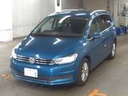 2017 VOLKSWAGEN GOLF TOURAN
