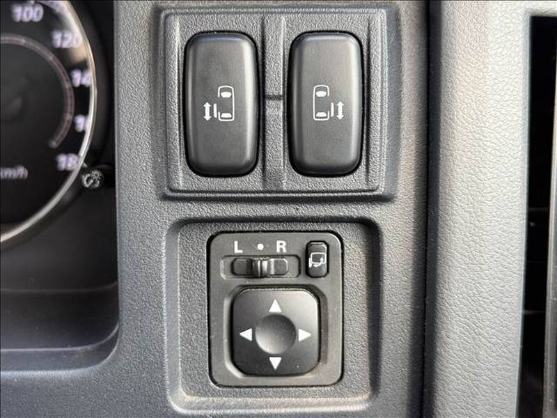 2012 MITSUBISHI DELICA D5 for sale - photo 5