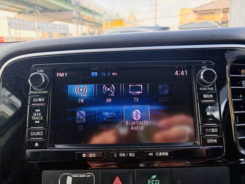2016 MITSUBISHI OUTLANDER PHV for sale - photo 6