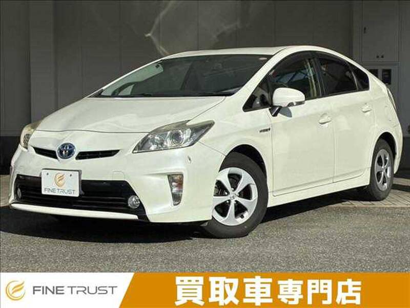 2014 TOYOTA PRIUS for sale