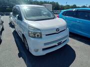 2009 TOYOTA VOXY Z