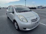 2005 TOYOTA VITZ F
