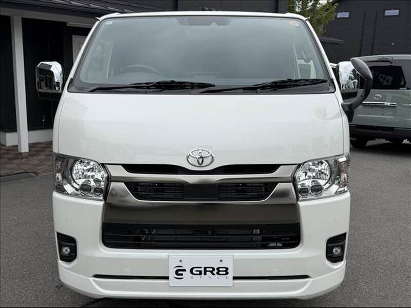 2025 TOYOTA HIACE VAN for sale - photo 3