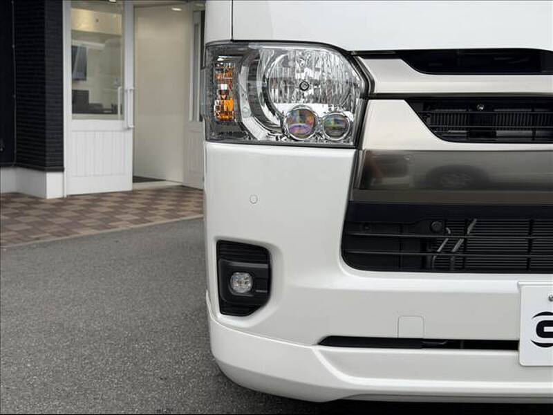 2025 TOYOTA HIACE VAN for sale - photo 11