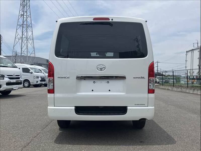 2022 TOYOTA HIACE VAN for sale - photo 4