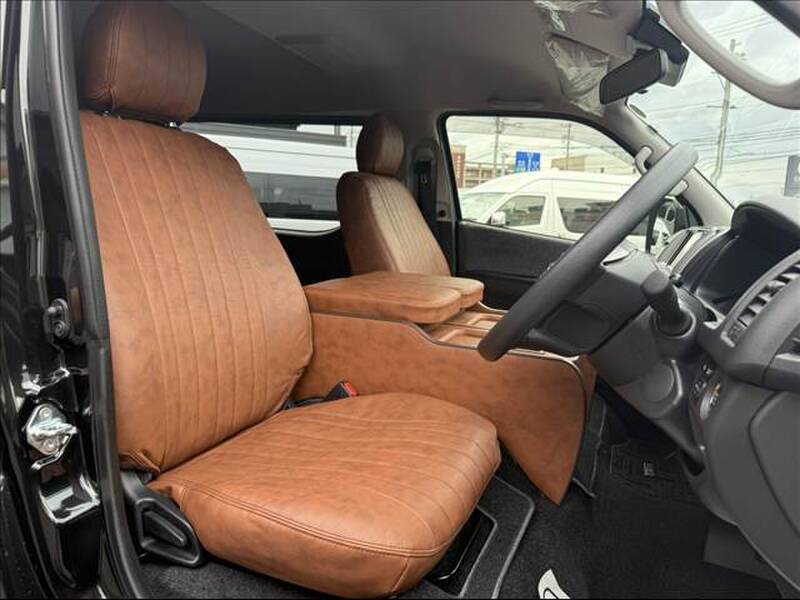 2025 TOYOTA HIACE WAGON GL for sale - photo 10