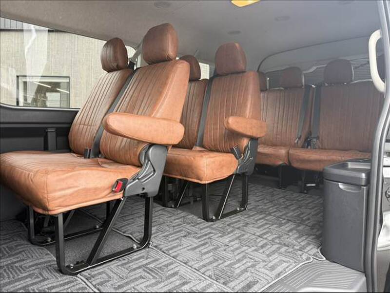 2025 TOYOTA HIACE WAGON GL for sale - photo 11