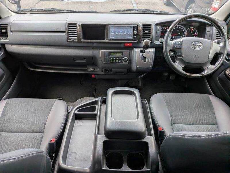 2018 TOYOTA HIACE VAN for sale - photo 4