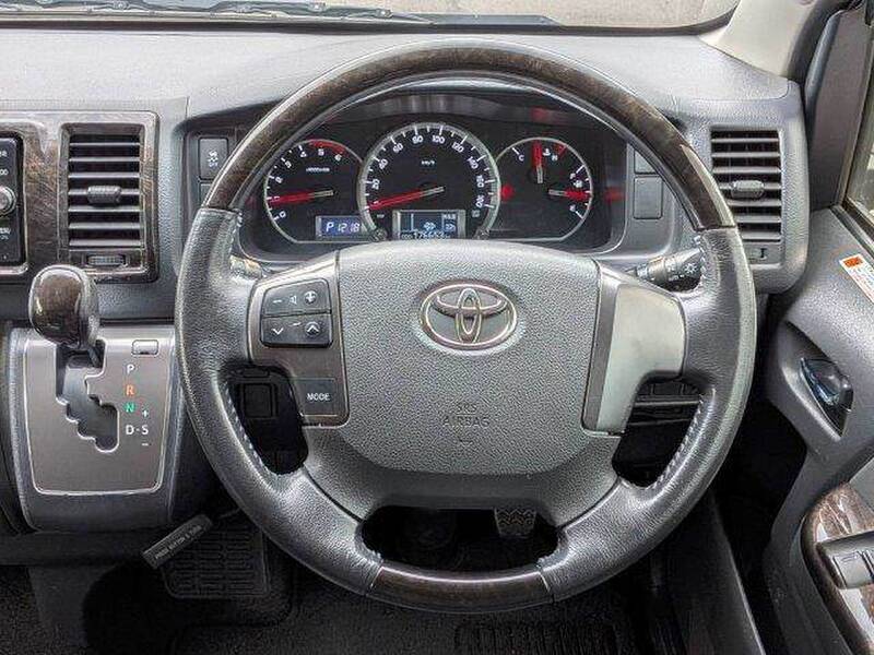 2018 TOYOTA HIACE VAN for sale - photo 11