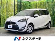 2017 TOYOTA SIENTA X