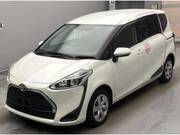 2021 TOYOTA SIENTA