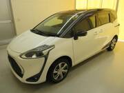 2020 TOYOTA SIENTA
