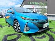 2017 TOYOTA PRIUS PHV