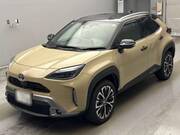 2025 TOYOTA YARIS CROSS