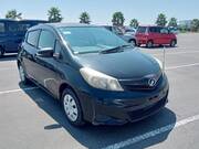 2011 TOYOTA VITZ F