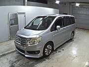 2013 HONDA STEPWAGON