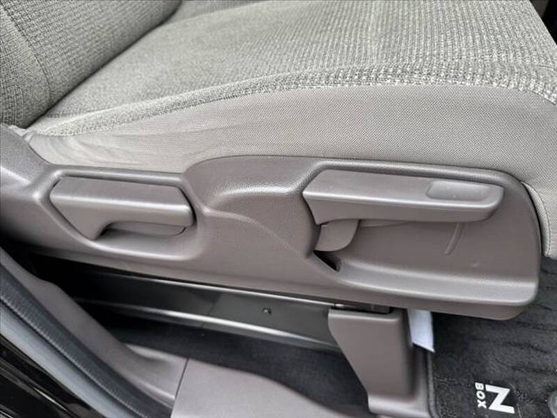2019 HONDA N-BOX for sale - more photos