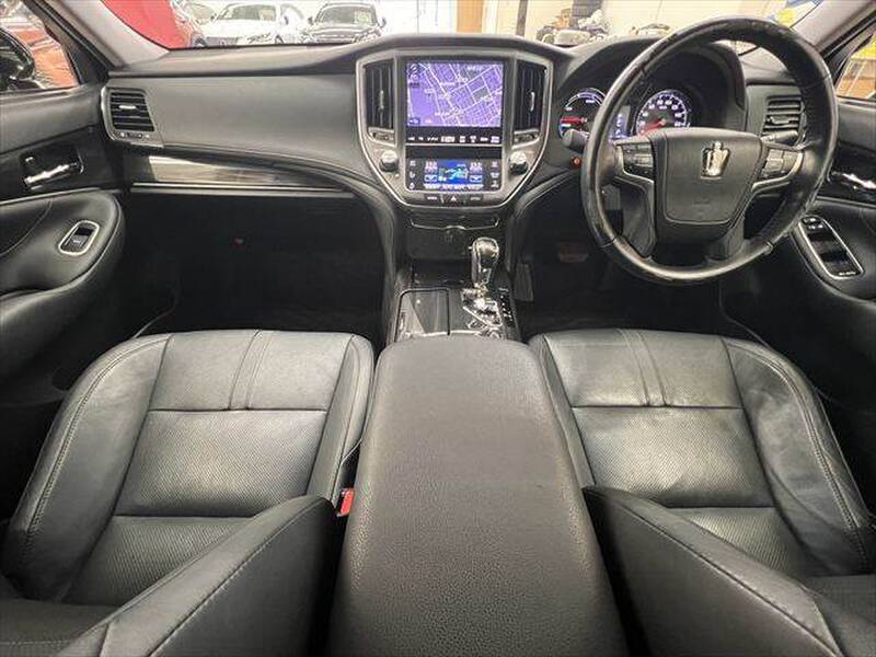 2013 TOYOTA CROWN ATHLETE for sale - photo 4
