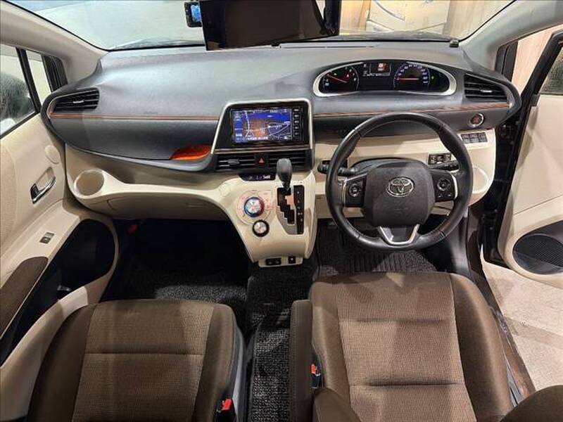 2019 TOYOTA SIENTA G for sale - photo 4