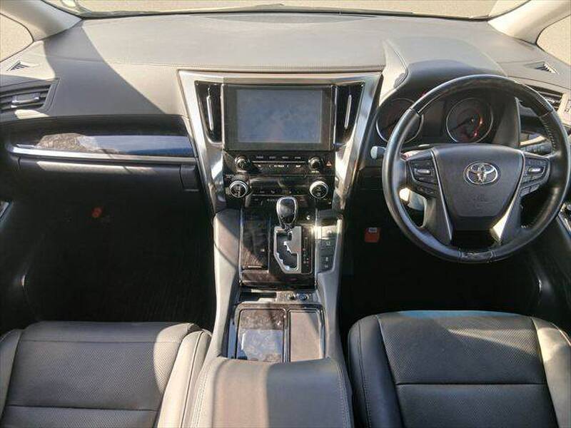 2021 TOYOTA ALPHARD for sale - photo 4