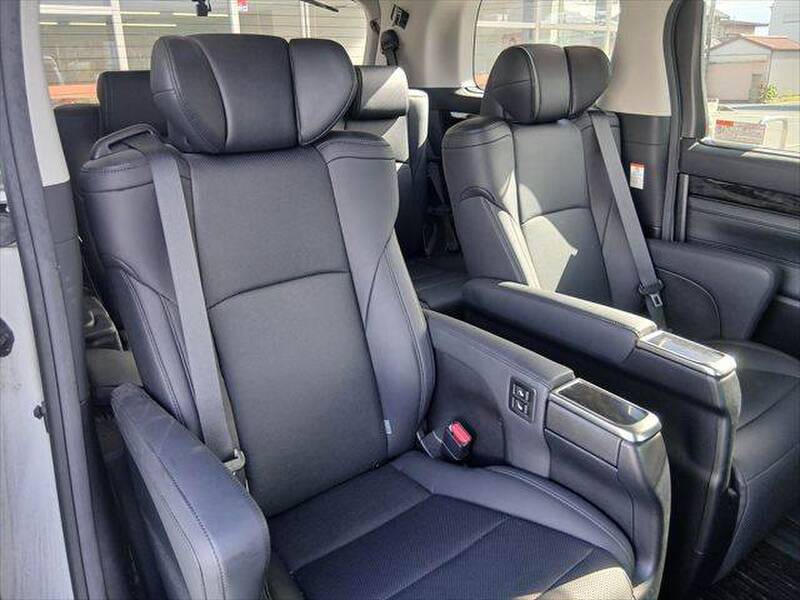 2021 TOYOTA ALPHARD for sale - photo 11
