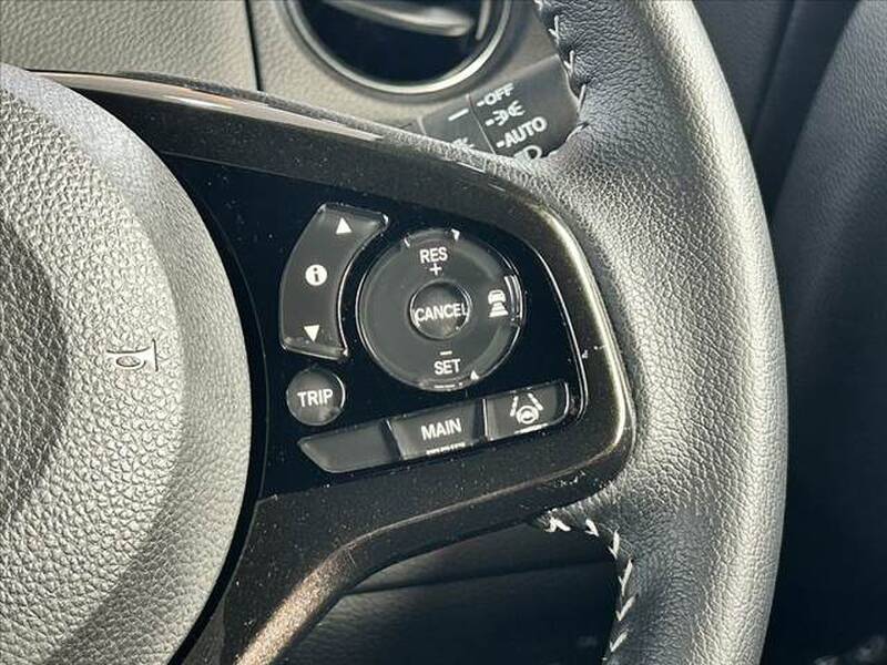 2018 HONDA N-BOX for sale - photo 6