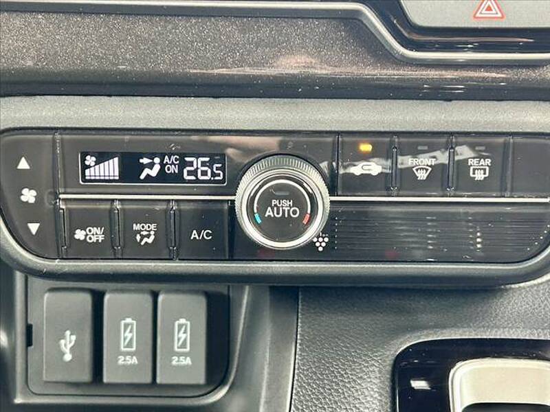 2018 HONDA N-BOX for sale - more photos