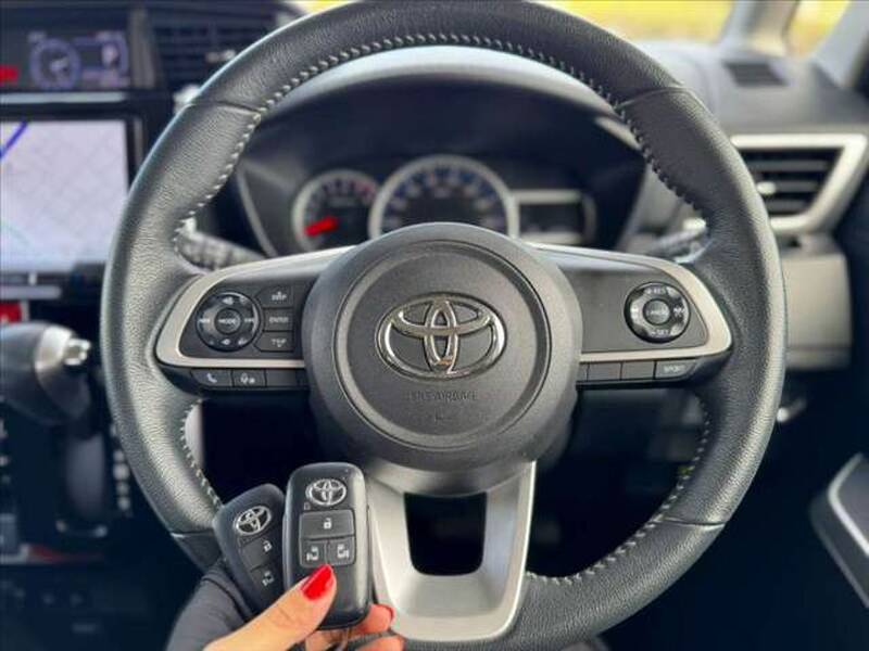 2021 TOYOTA ROOMY for sale - photo 7