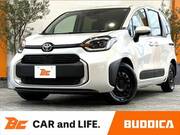 2026 TOYOTA SIENTA