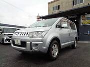 2010 MITSUBISHI DELICA D5