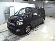 2011 TOYOTA VOXY