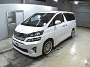 2013 TOYOTA VELLFIRE