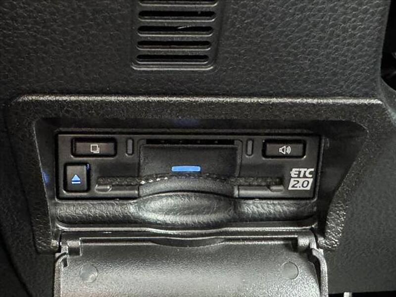 2025 TOYOTA VOXY for sale - photo 7
