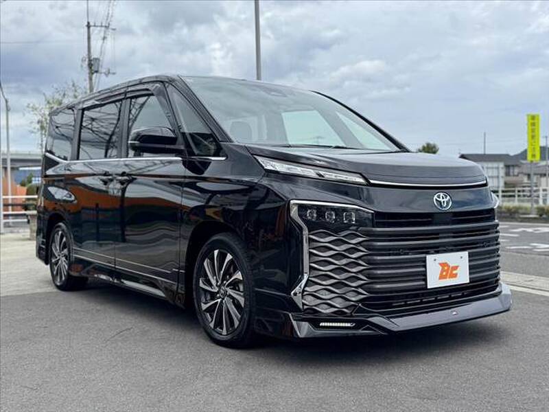 2025 TOYOTA VOXY for sale - photo 9