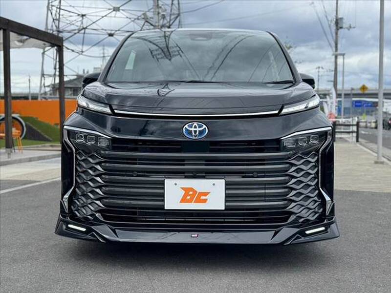 2025 TOYOTA VOXY for sale - photo 10