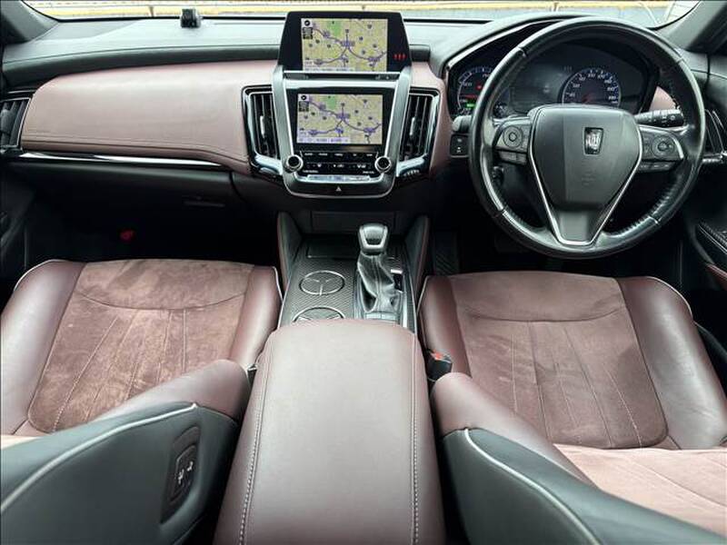2019 TOYOTA CROWN for sale - photo 3