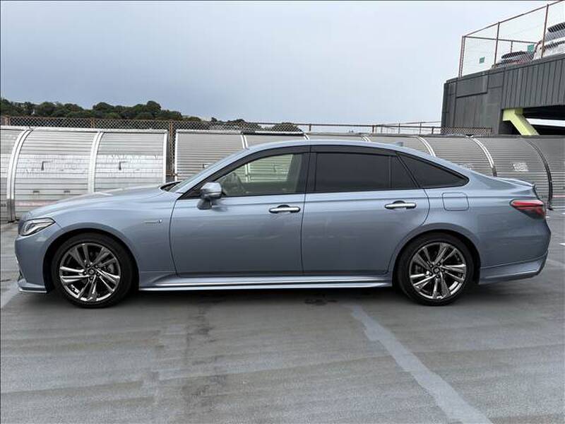 2019 TOYOTA CROWN for sale - photo 4