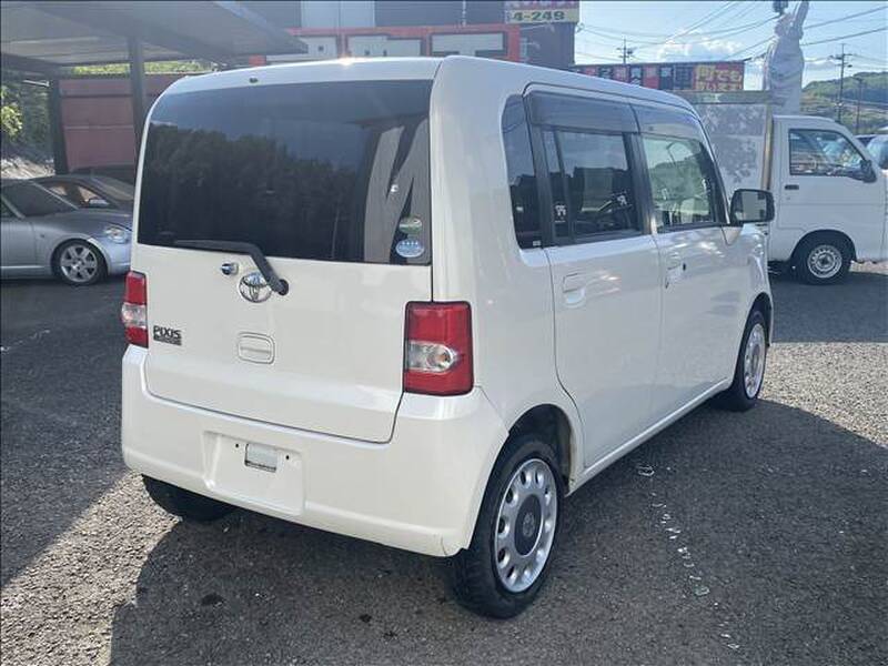 2016 TOYOTA PIXIS SPACE for sale - photo 3
