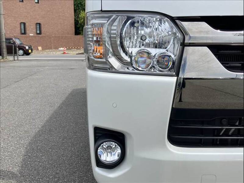 2022 TOYOTA HIACE VAN for sale - photo 10